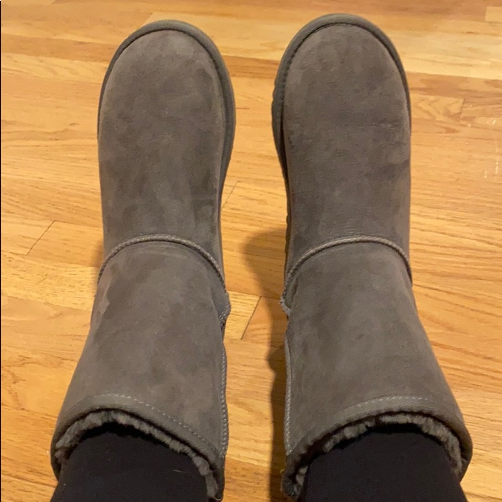 Ugg Classic Short Boots Gray Size 6